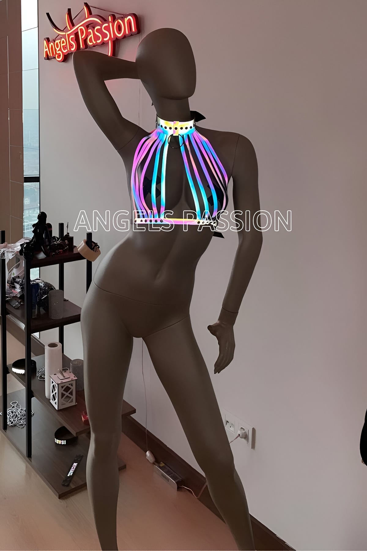 Rainbow%20Gizli%20Arzu%20Reflektörlü%20Gizli%20Arzu%20Seksi%20Harness%20Büstiyer%20-%20APFT551