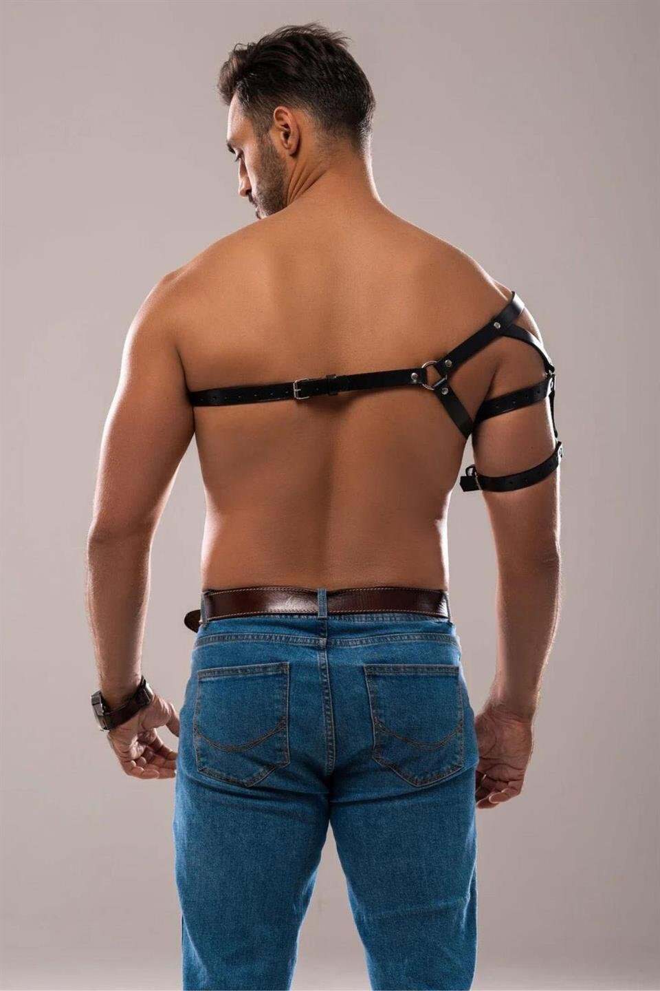 Tek%20Omuz%20Gizli%20Arzu%20Erkek%20Harness,%20Gizli%20Arzu%20Erkek%20Göğüs%20ve%20Omuz%20Harness%20-%20APFTM136