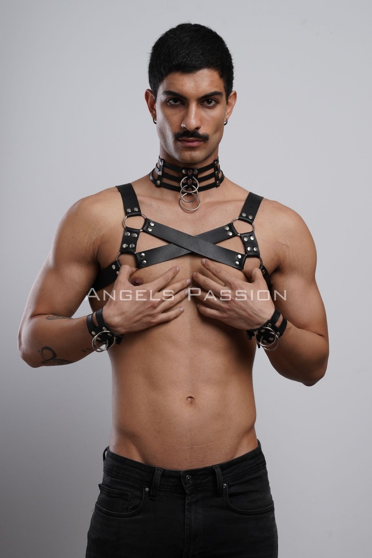 Gay%20Fantazi%20Giyim,%20Gizli%20Arzu%20Erkek%20Partywear,%20Tecnowear,%20Gizli%20Arzu%20Erkek%20Göğüs%20Harness-%20APFTM55